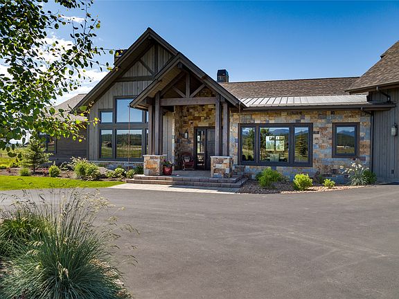 3rd image of 2046 Spring Prairie Ranch Rd