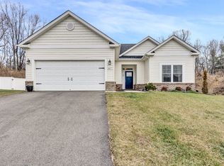 5877 Ridgeline Ct, Roanoke, VA 24018