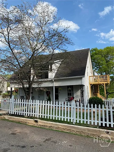 147 White Cir Photo 1