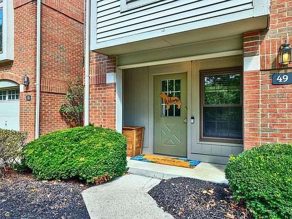 2nd image of 49 Springhouse Dr