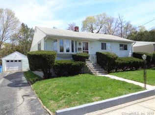 38 Woodrow Ave, Norwich, CT 06360