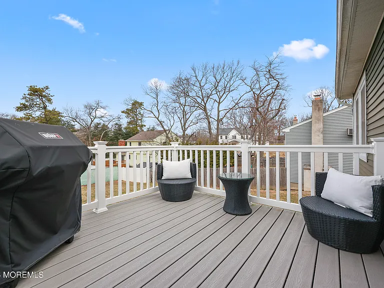 5 Cortland Rd — Photo 13