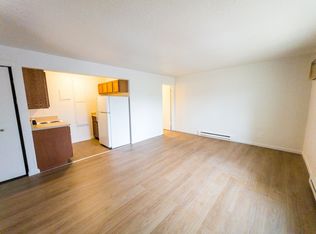 905 N Oak St, Madison, WI 53704