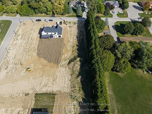 4th image of 21849 Fairview Rd