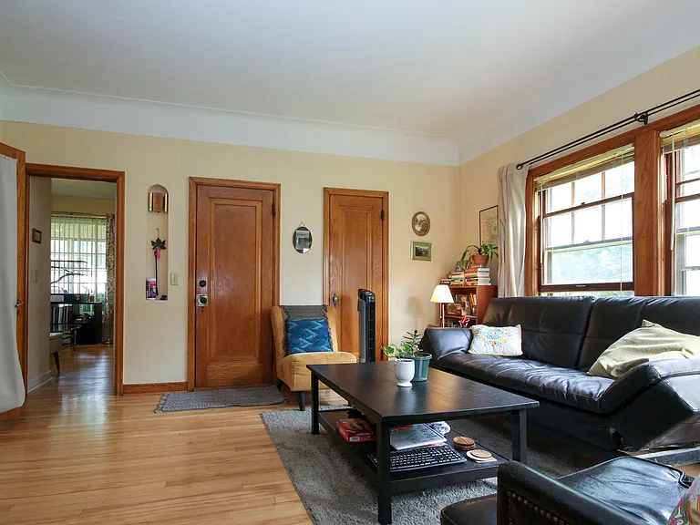 4011 Quail Ave N — Photo 5