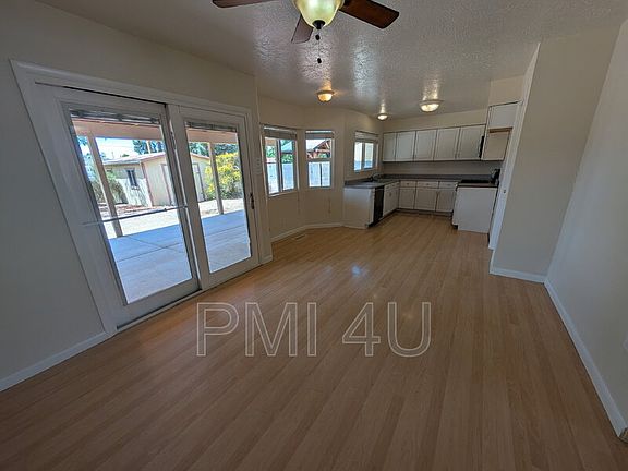 5th image of 4225 Penelope Pl NE