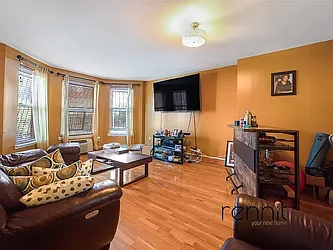 Rented by Rennit Inc.