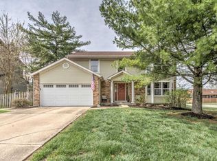 1289 Stephenridge Dr, Saint Charles, MO