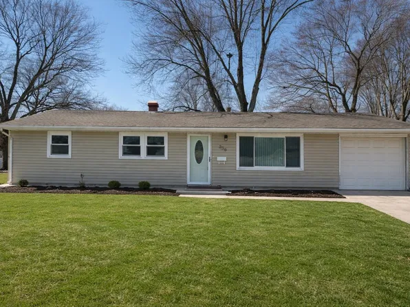 356 Tanglewood Dr, New Haven, IN 46774