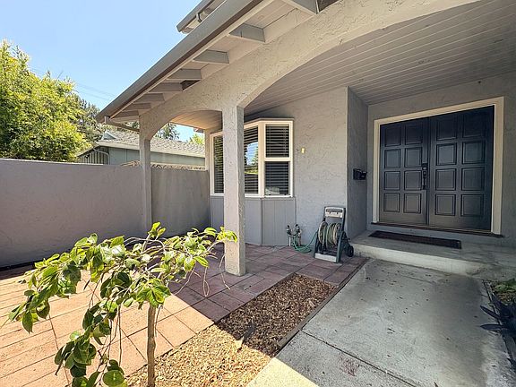 2nd image of 4288 Briarwood Way