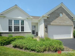 3230 Bagatelle Ln, Mundelein, IL 60060
