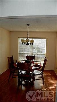 5th image of 606 Berkley Dr