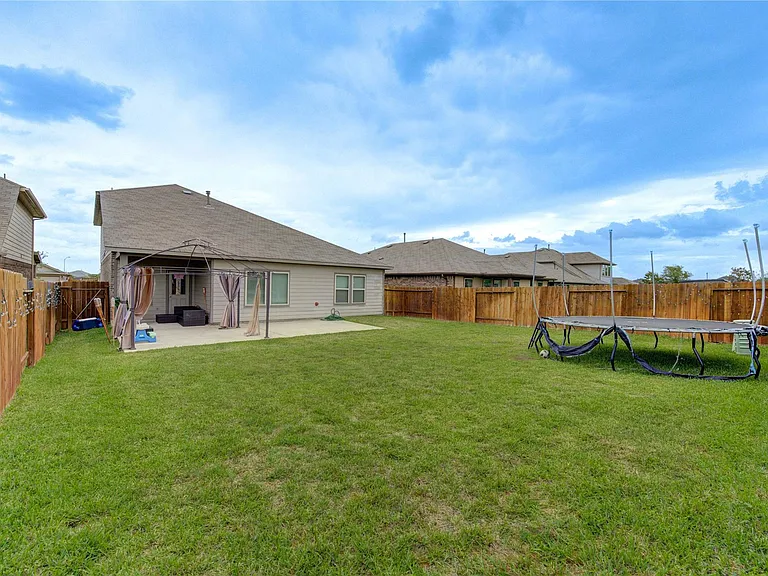 29623 Stanley Canyon Ln — Photo 44