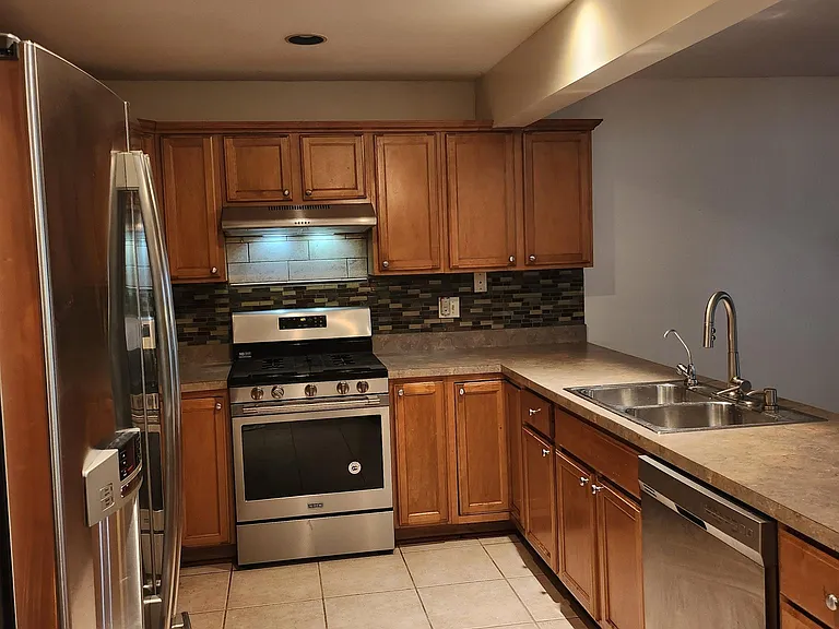 10067 Adams St — Photo 2