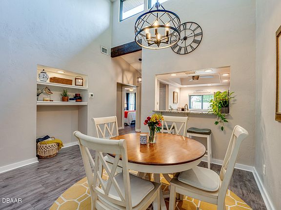 4th image of 1228 Charter Oaks Cir