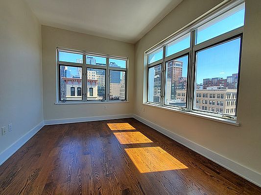 1st image of 68 Livingston St #6D