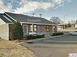 215 Woodlawn Ave, Tahlequah, OK 74464