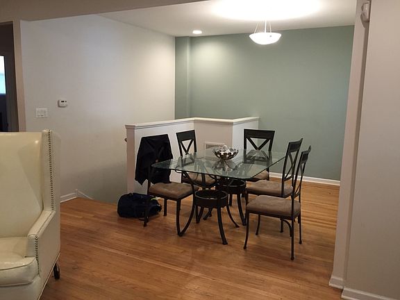 2nd image of 1416 W Arthur Ave APT 1