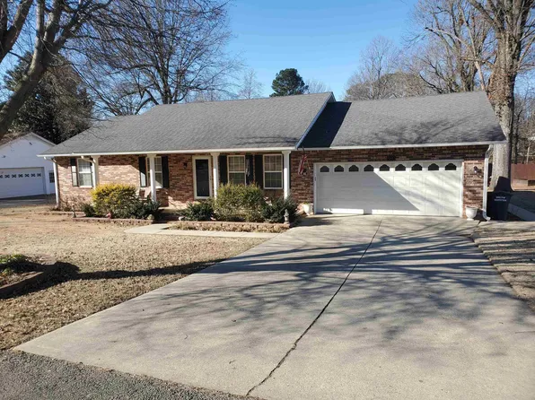 880 N 6th Ave, Piggott, AR 72454