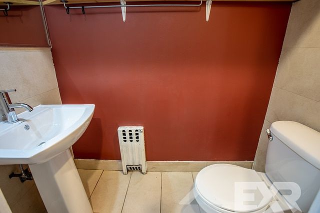 2nd image of 1058 Bergen St #1FB