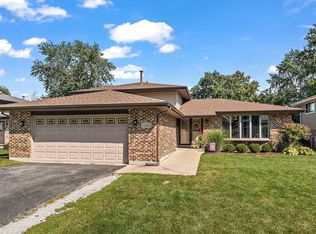 (Undisclosed Address), Midlothian, IL 60445