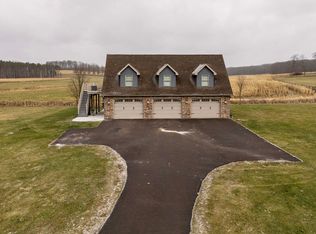 274 Horseshoe Dr E, Bruceton Mills, WV 26525