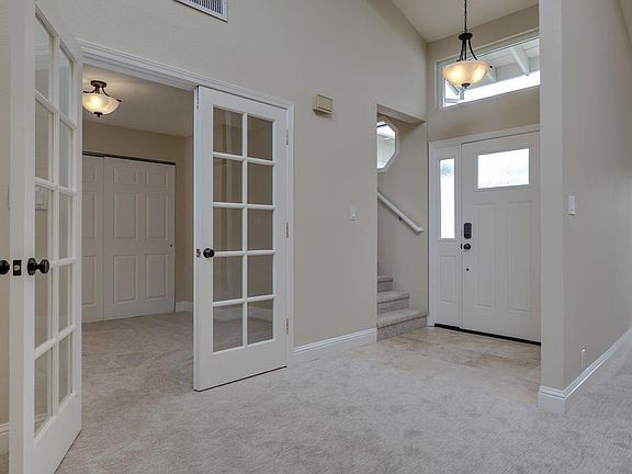 2nd image of 217 El Cajon Ave
