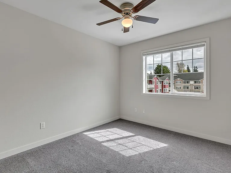 13405 97th Ave E #308 — Photo 16