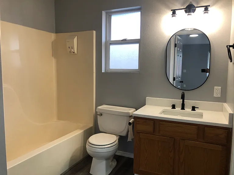 5888 Cedar St — Photo 11