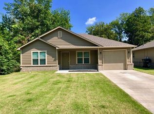 722 S Chickasaw Ave, Claremore, OK 74017