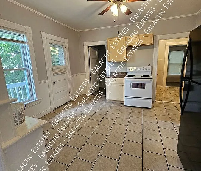 60 Arlington St #2 — Photo 18