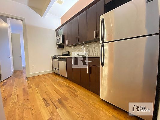 2nd image of 1325 Bedford Ave #1R