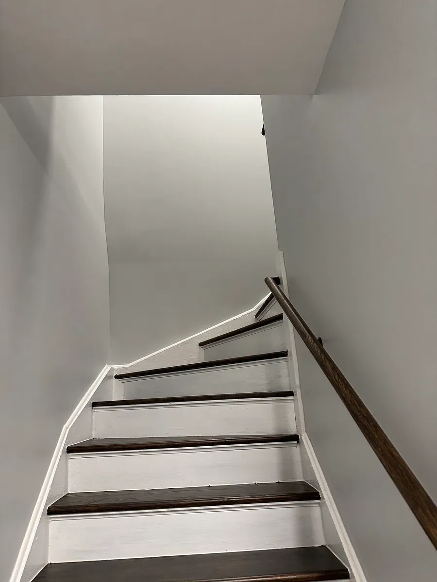 Building Photo - 9357 S Vernon Ave #2