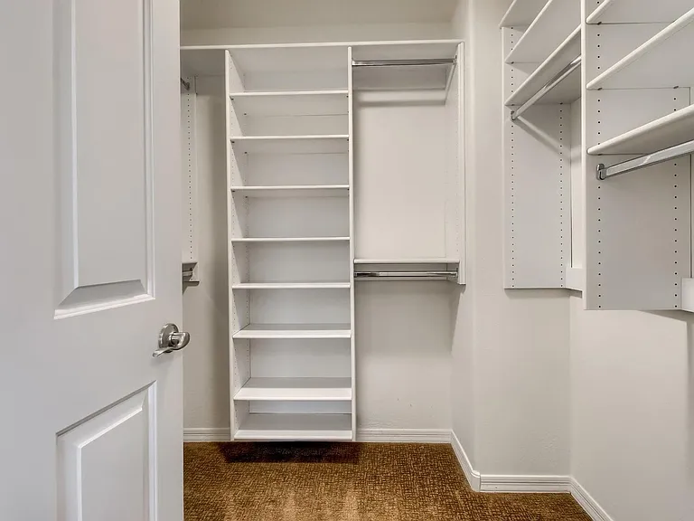888 E Jacob St — Photo 27