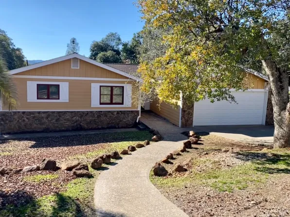 18635 Oak Grove Road, Hidden Valley Lake, CA 95467