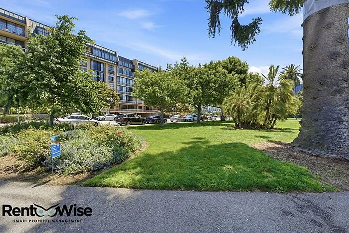 555 Laurel Ave #303 — Photo 55