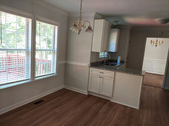 5th image of 224 Crossfire Rd
