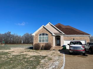 35 Marcal Dr, Cadiz, KY 42211