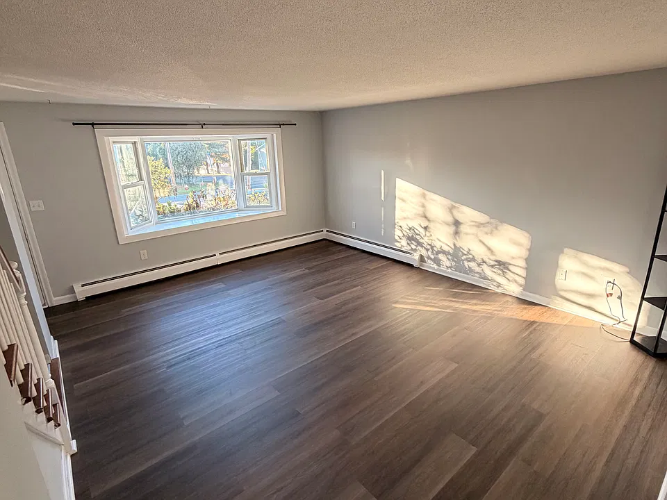 114 Willard Ave #112