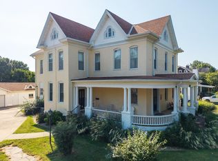510 Jackson St, Macon, MO 63552