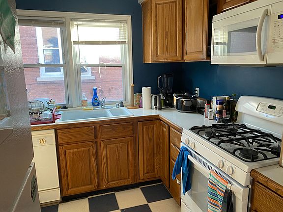3rd image of 1333 Somerset Ave