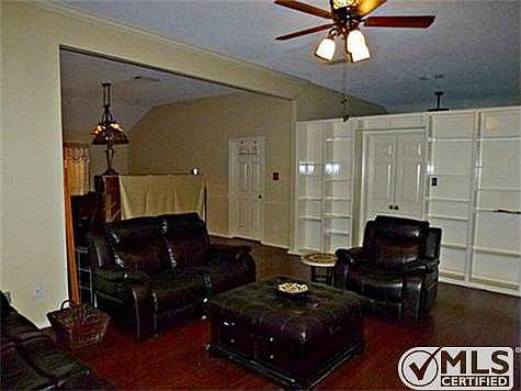 5th image of 3614 Sunnypark Dr
