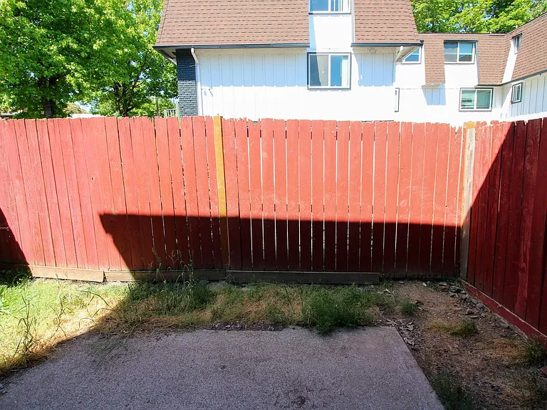1543-1611 Salishan St SE — Photo 27