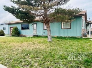 497 Elm St, Vale, OR 97918