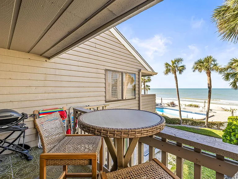 2100 Gulf Blvd #18 — Photo 2