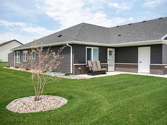 2nd image of 99 Brittany Way SE