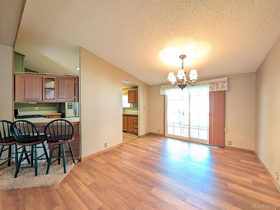 5th image of 4024 E 54th St