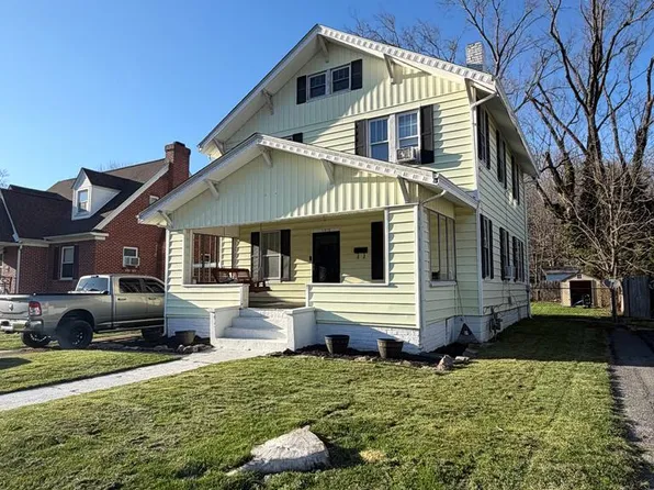 1310 Augusta St, Bluefield, WV 24701