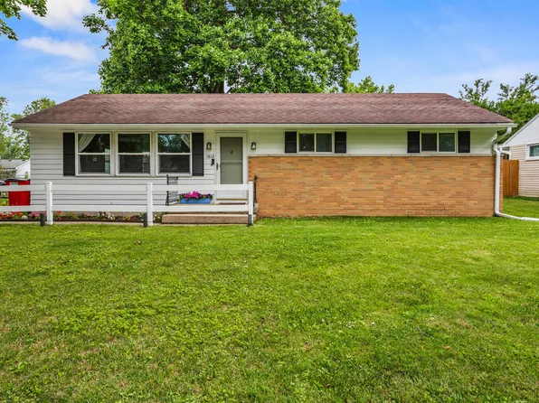1812 Broadmoor Dr, Champaign, IL 61821