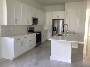 5704 Argento Dr, Immokalee, FL 34142